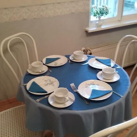 Poska Villa Guesthouse Tallin Exterior foto